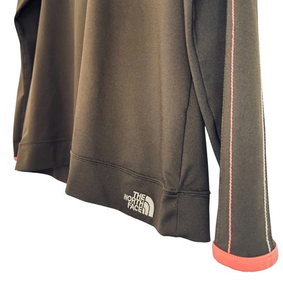 The North Face Vapor Wick Brown Pullover Hoodie with Lower Embroidered Logo - Picture 8 of 12